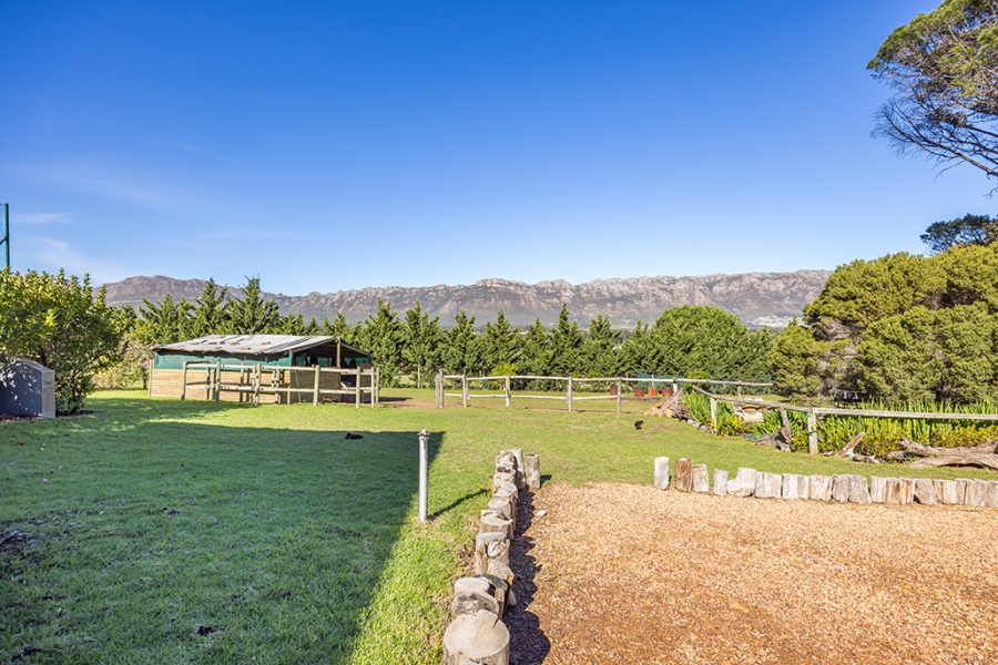 5 Bedroom Property for Sale in Somerset West Rural Western Cape